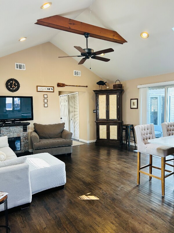 Building Photo - 95 S Ward Ave