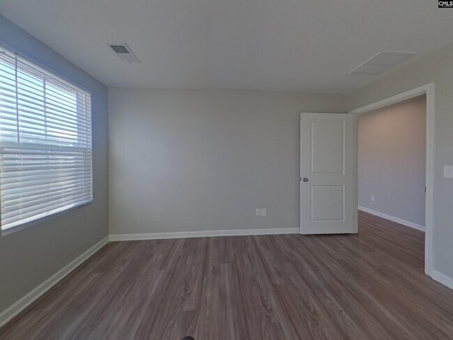 Building Photo - 513 Scribes Ln