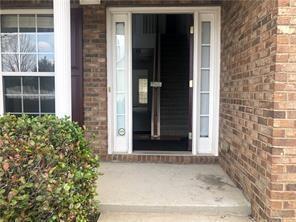 Primary Photo - 6475 White Walnut Way