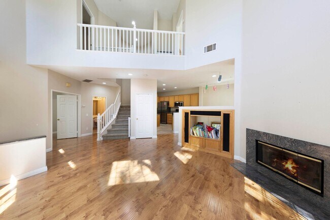 Building Photo - Irvine - Gated Northwood Point Townhome!