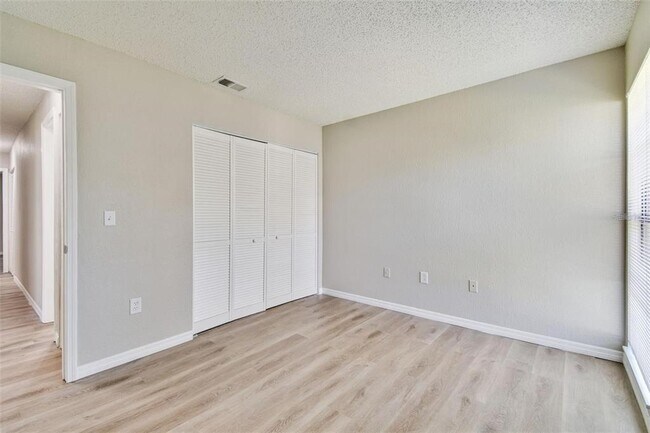 Building Photo - 726 Haven Pl