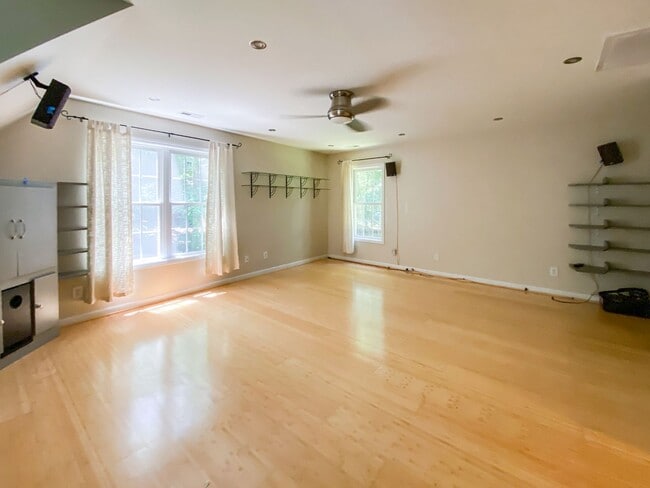 Building Photo - 61 Old Wilder Ln