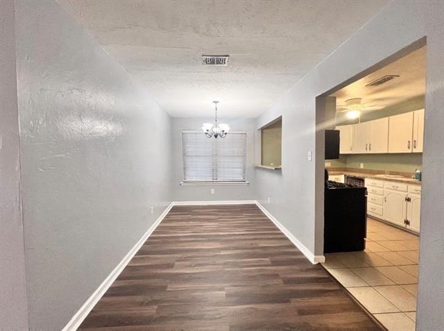 Building Photo - 201 Lester St