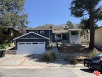 Building Photo - 3035 Highridge Rd