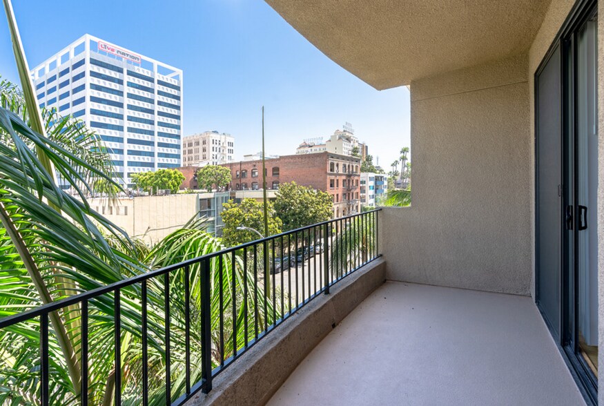 Interior Photo - Hawthorne Regency Apartments