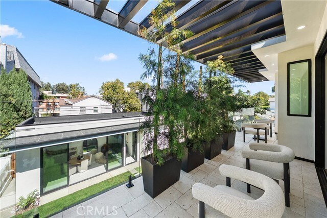 Building Photo - 14519 Greenleaf St