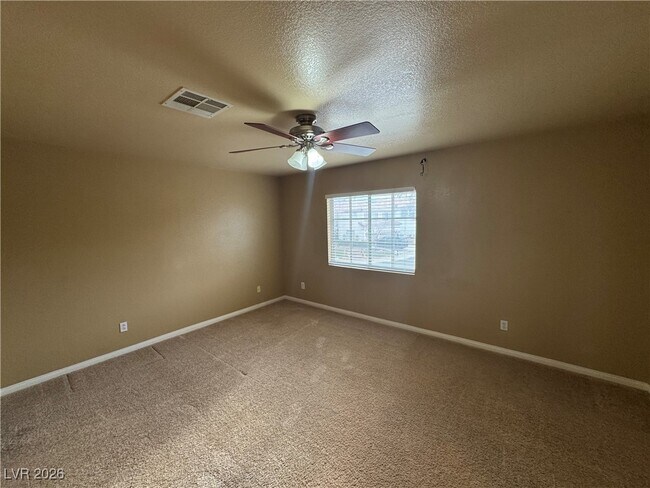 Building Photo - 332 Glistening Cloud Dr