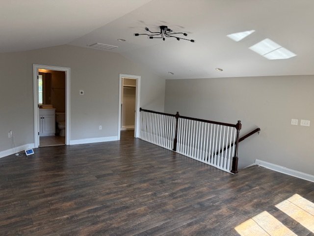 Building Photo - 1611 Edgewood Dr