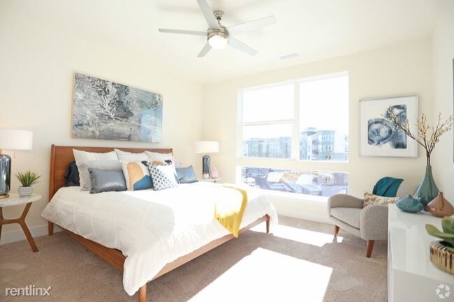 Building Photo - 1281 S Ulster St