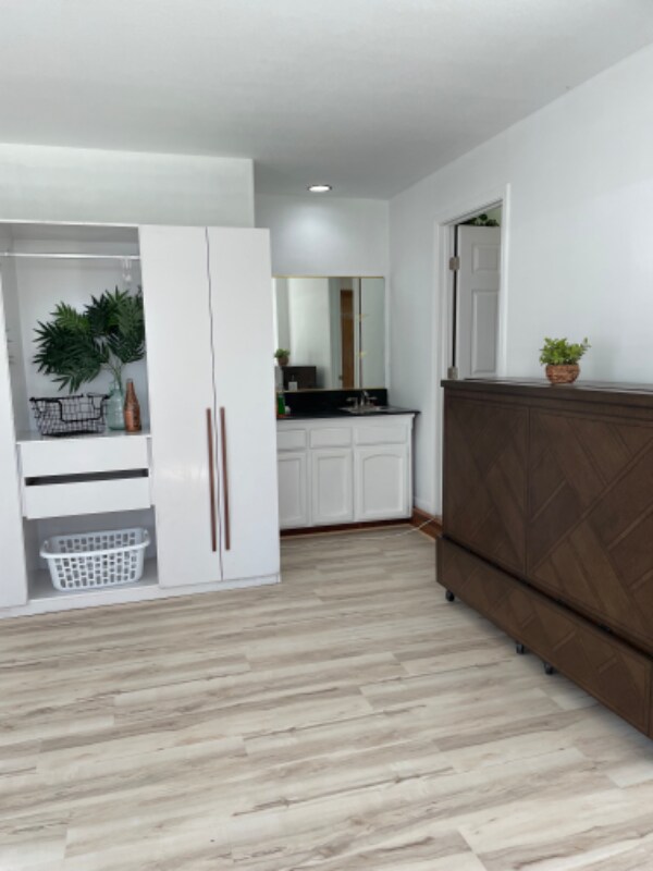 Building Photo - 145 Turnberry Way