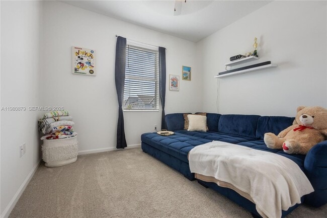 Building Photo - 4820 Longwood Lake Sq