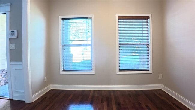 Building Photo - 3440 Kentwater Dr