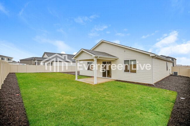 Building Photo - 301 Ravello St