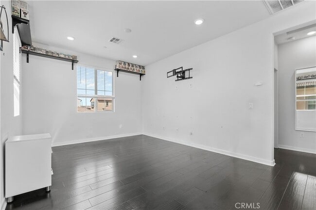 Building Photo - 2265 Apple Ct