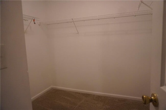 Building Photo - 840 Paper Creek Dr SE