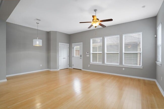 Building Photo - 4240 Berkman Dr