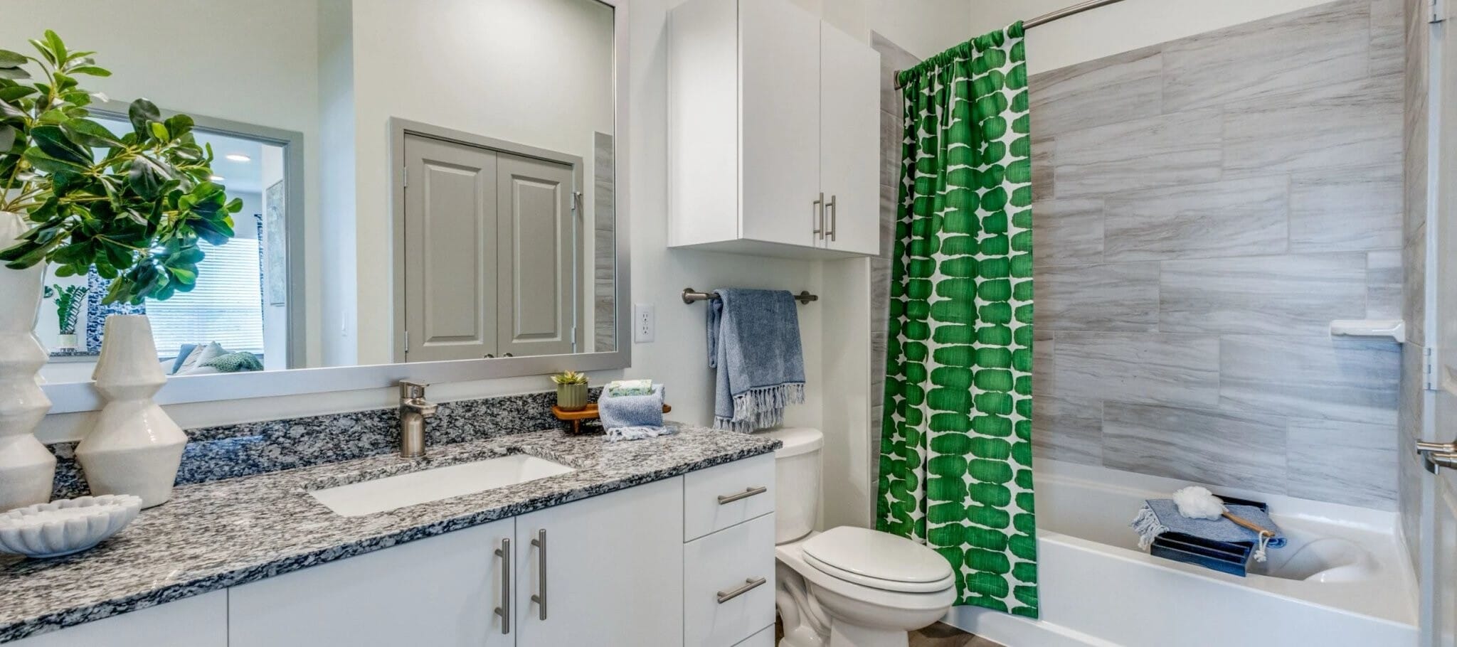 Building Photo - 8589 Stacy Rd