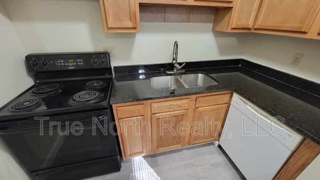 Building Photo - 3102 Jackielane Dr