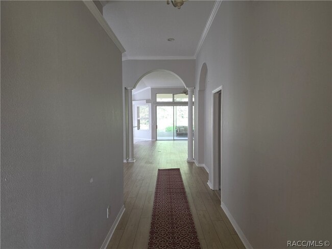 Building Photo - 1641 N Shadowview Path