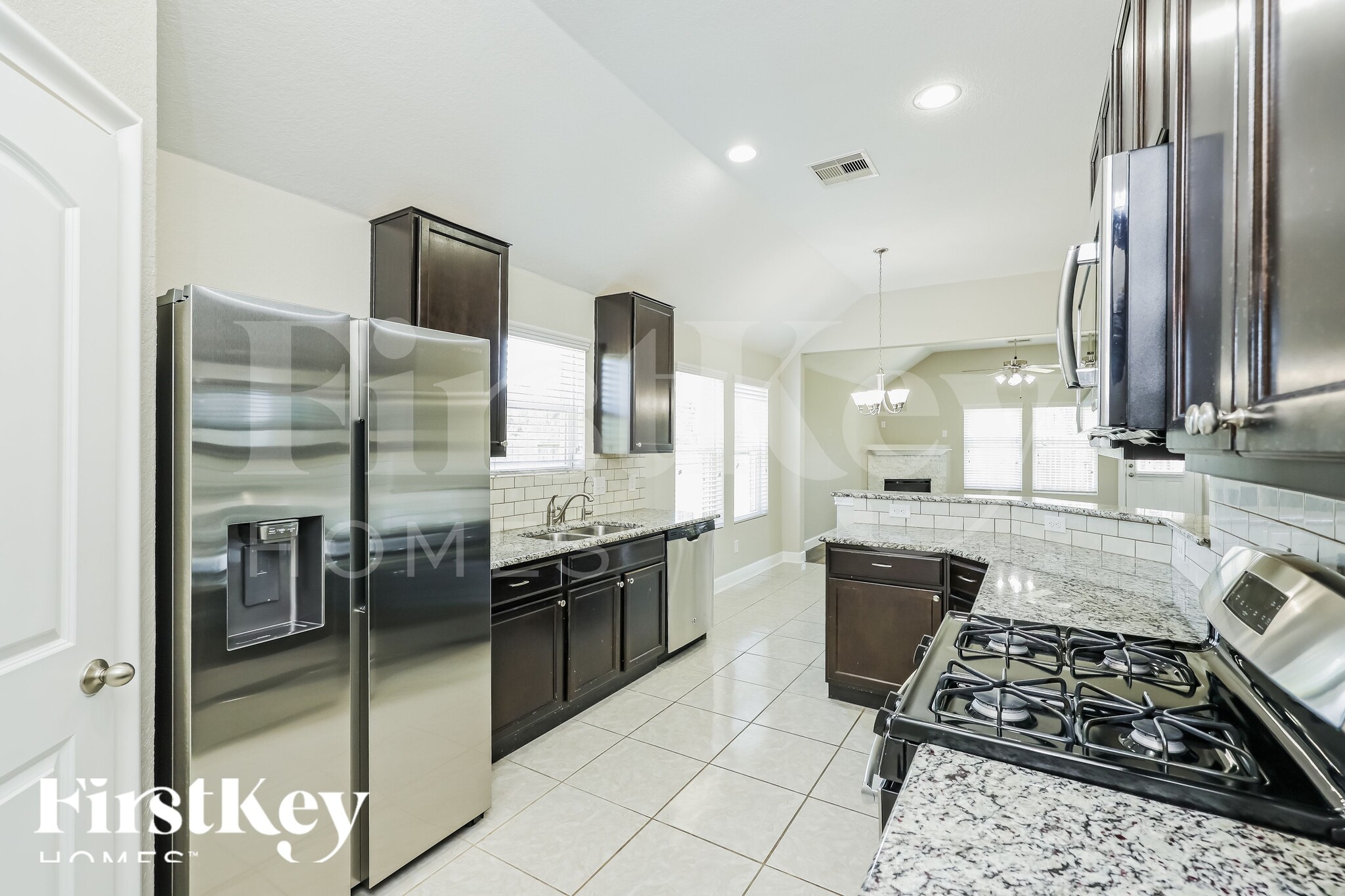 Building Photo - 2598 Magnolia Fair Way