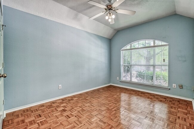 Building Photo - 3009 Ridge Hollow Dr