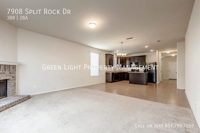Building Photo - 7908 Split Rock Dr
