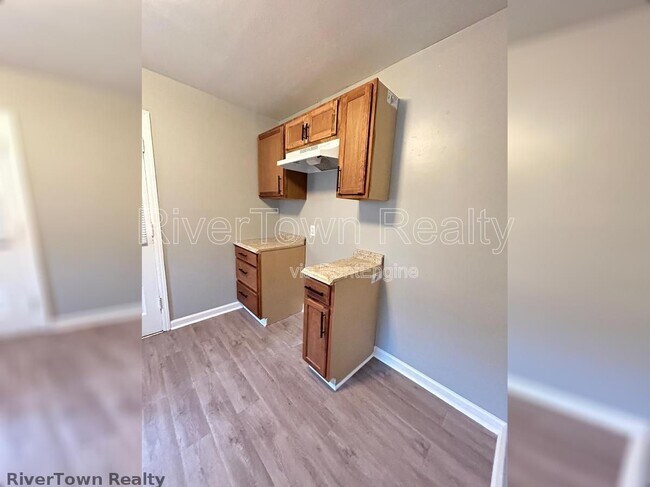 Building Photo - 1048 Maria St