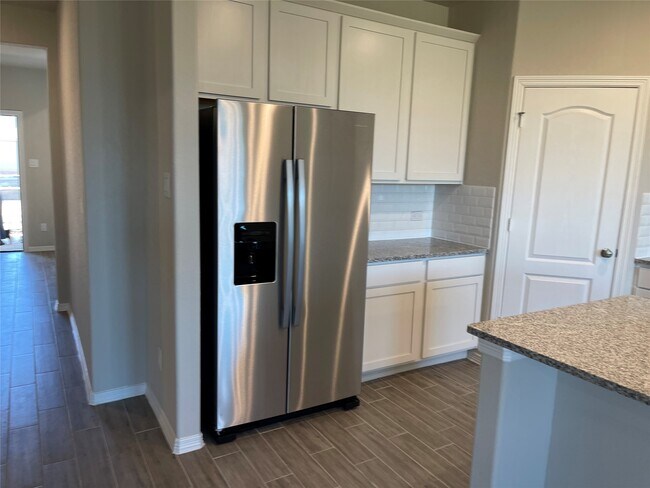 Building Photo - 14524 Jelly Pnes Dr