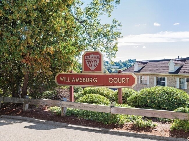 Building Photo - 18 Williamsburg Ct