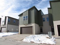 Building Photo - Brand New Woodland Park Townhome!