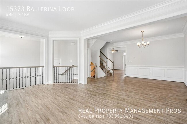 Building Photo - 15373 Ballerina Lp