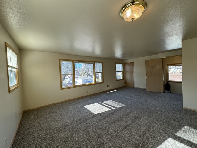 Living Room - 5958 N 67th St