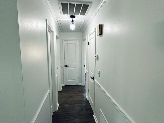 Building Photo - 317 Devonwood Ct