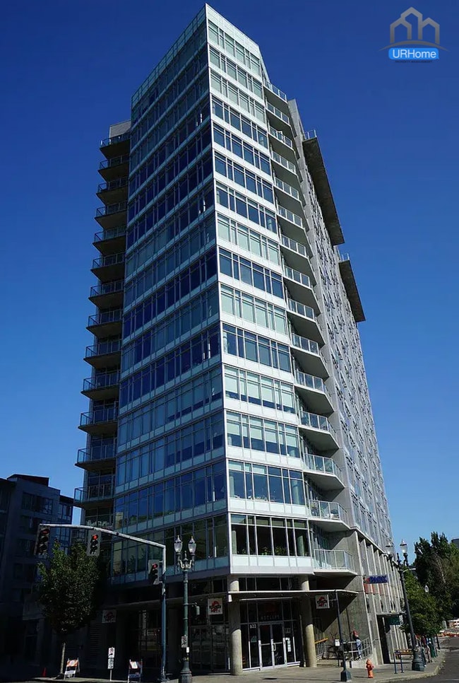 Building Photo - Elevated City Living: Expansive 2-Bed, 2-Bath Condo in PDX – Parking & Most Utilities Included!