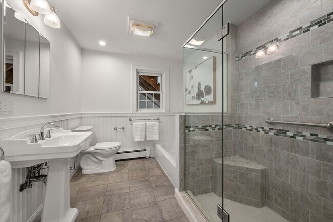 Building Photo - 48 Miller Rd