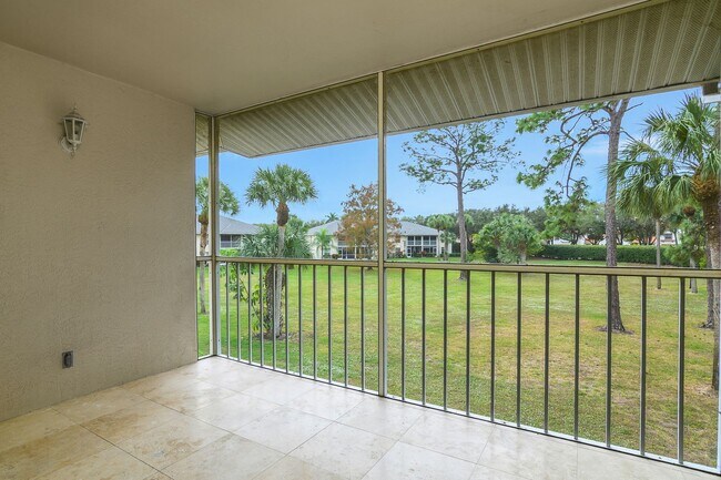 Building Photo - Berkshire Lakes, 2nd Floor, Corner Unit for Annual Lease