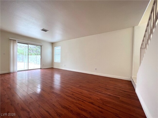 Building Photo - 4548 Aviation St