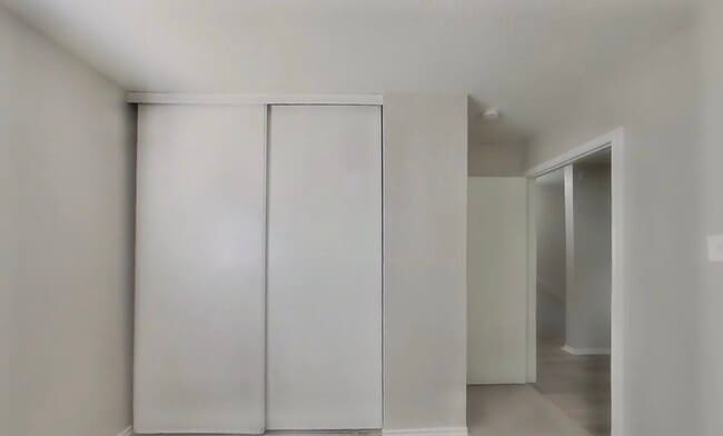 Building Photo - Contemporary 4-Bedroom Gem with Open-Plan Design