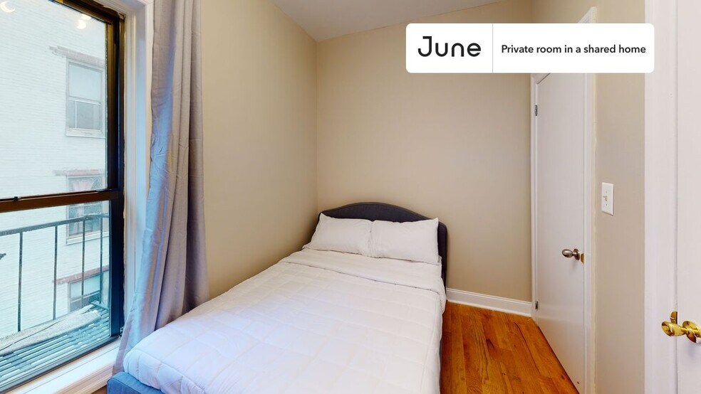Primary Photo - Room in Shared 4 bed/1 bath home