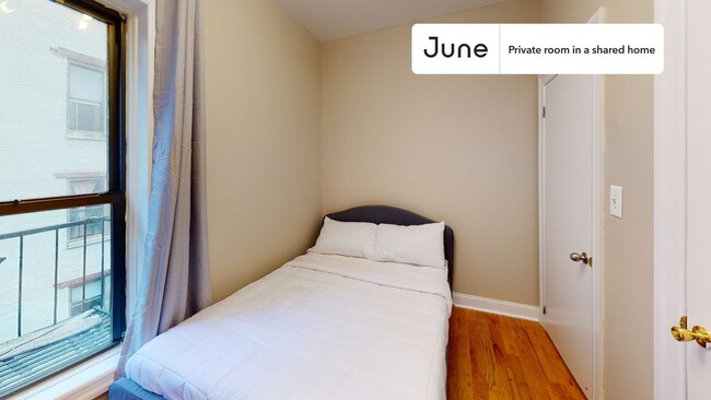 Primary Photo - Private bedroom in 4 bed/1 bath Home