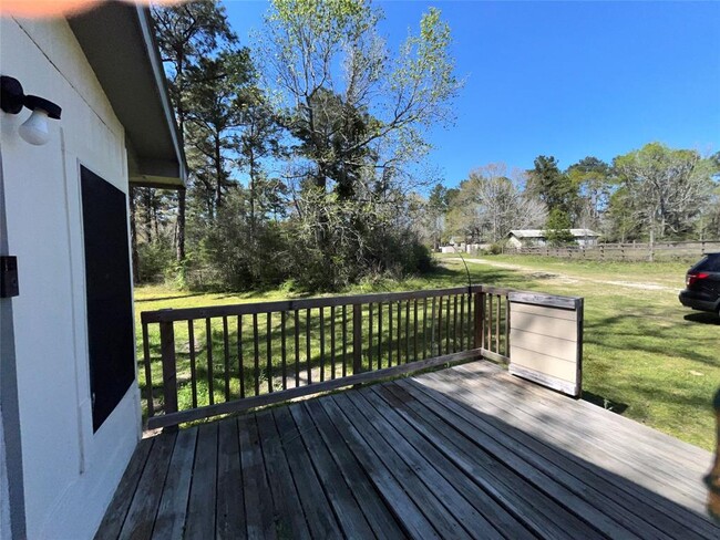 Building Photo - 13142 FM 1484 Rd