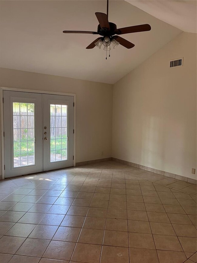 Building Photo - 5204 Village Trail