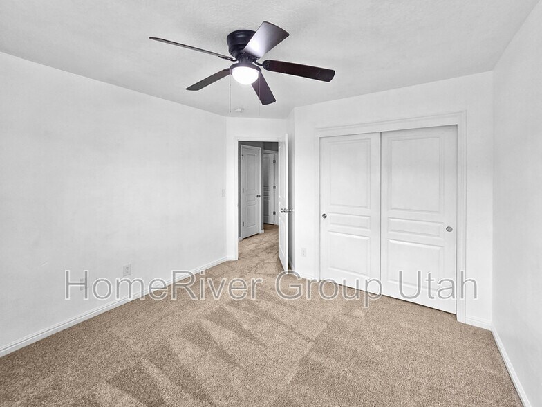 Building Photo - 5342 W Hampstead Ln