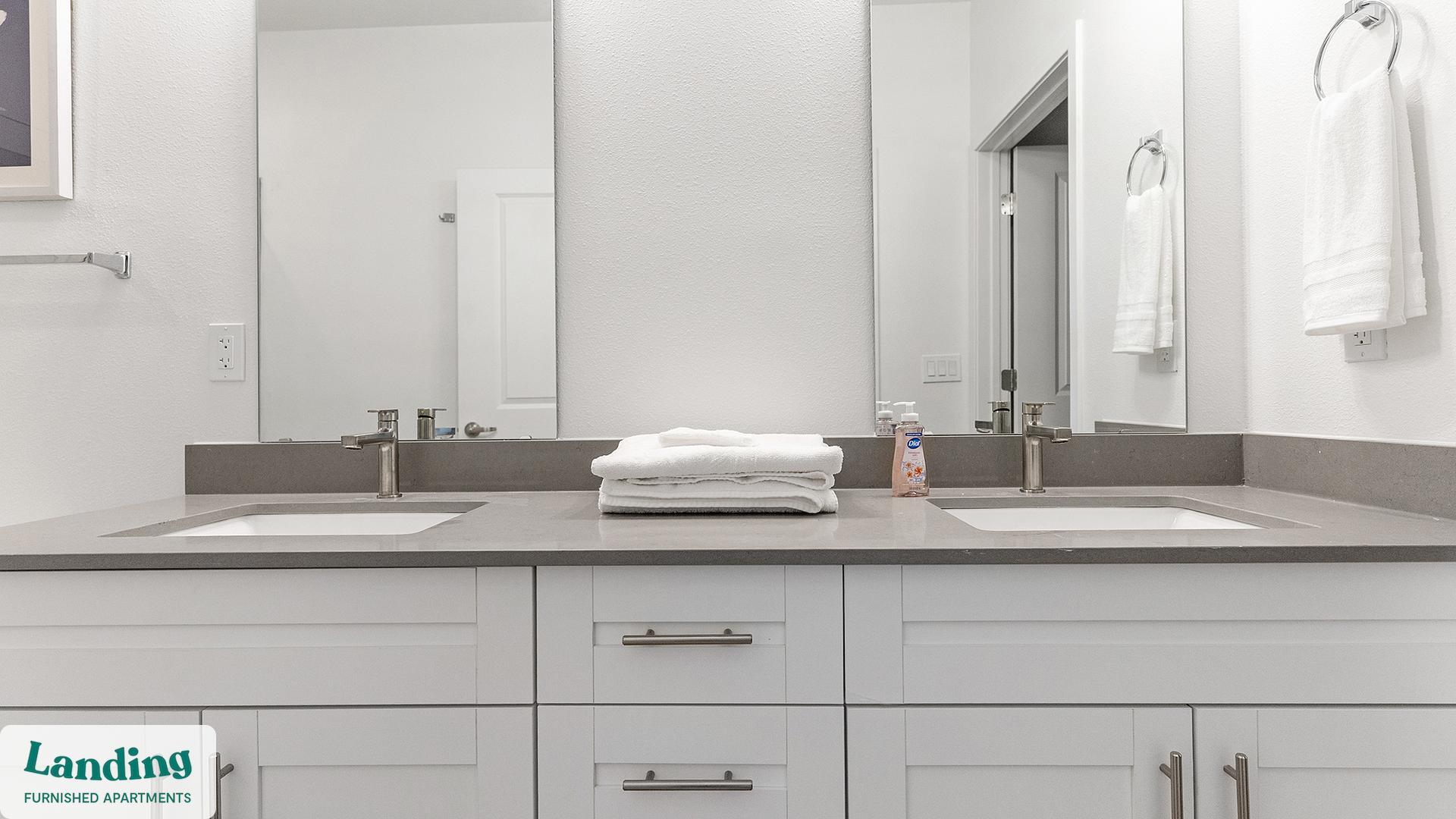 Building Photo - 515 Corso Ln