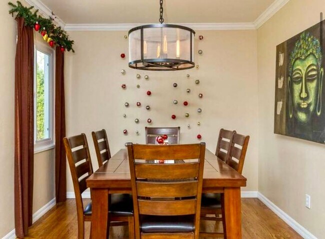 Building Photo - Private oasis in Oak Park