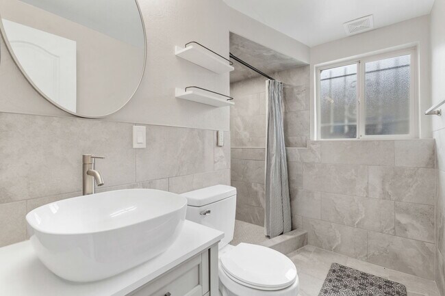 Building Photo - 4875 Garden Trail