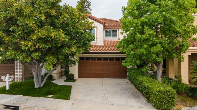Building Photo - A wonderful opportunity to lease a bright, spacious Irvine home