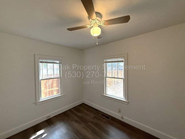 Building Photo - 1240 Chestnut St