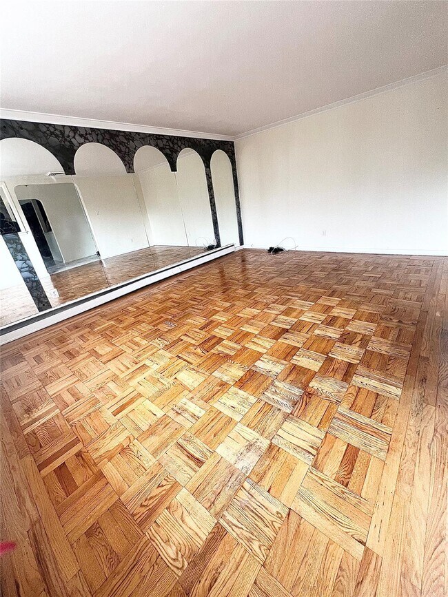 Primary Photo - 9 Breglia St