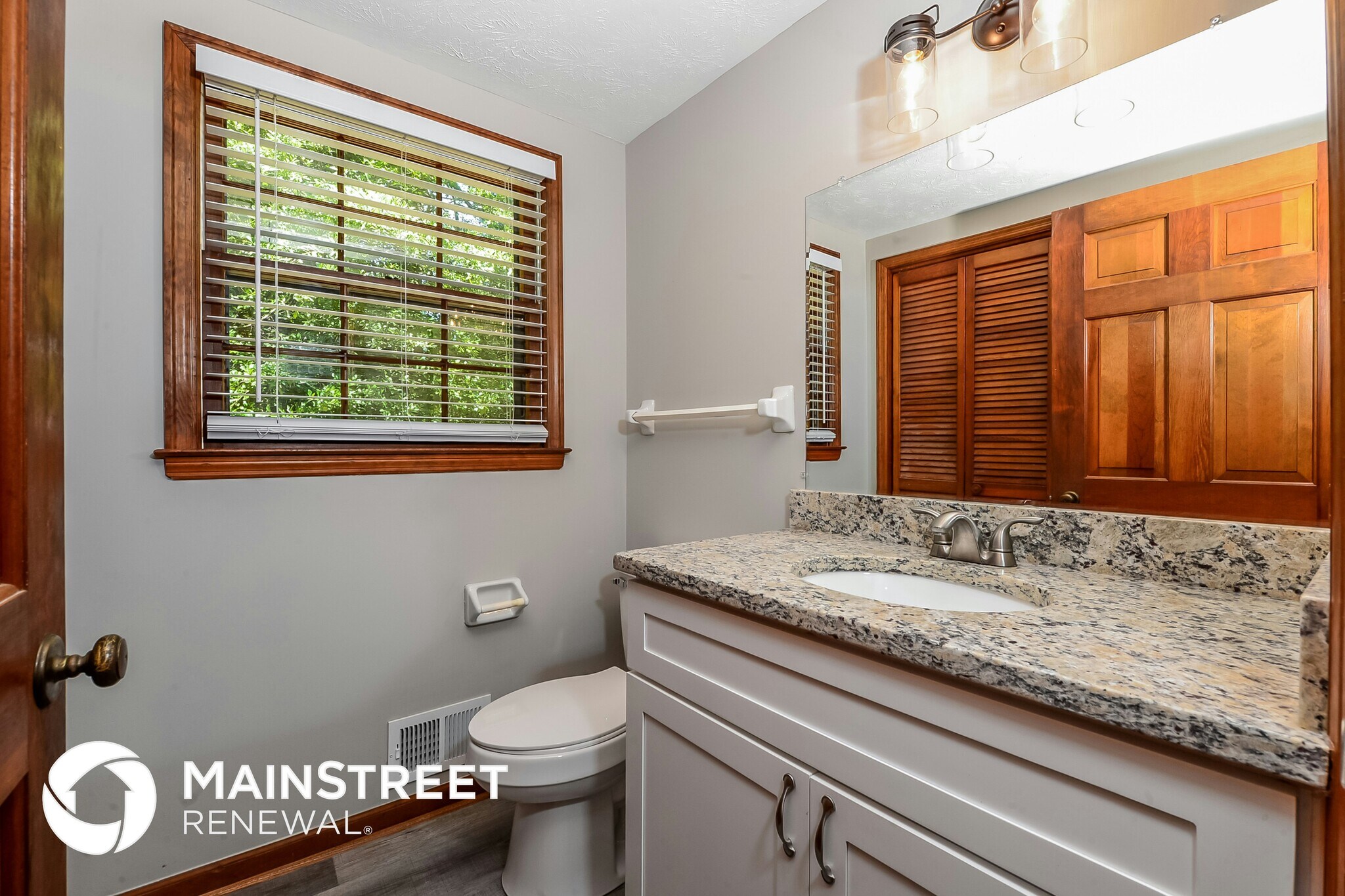 Building Photo - 3445 Colony Dr SE